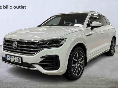 Vit Begagnad 2018 VW Touareg SUV | 359 900 kr