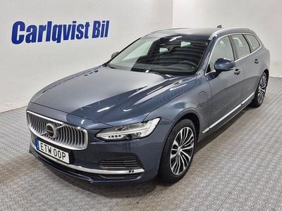 Denimblå metallic Begagnad 2024 Volvo V90 Core Kombi | 399 000 kr (Marknadspris)