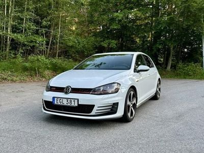 VW Golf VII