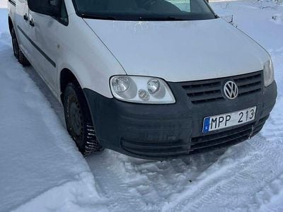 Vit Begagnad 2010 VW Caddy Maxi Minibuss | 47 000 kr (Bra pris)