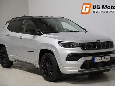 Grå Begagnad 2022 Jeep Compass SUV | 259 900 kr