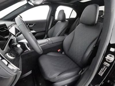 Svart Begagnad 2025 Mercedes E400 | 868 000 kr