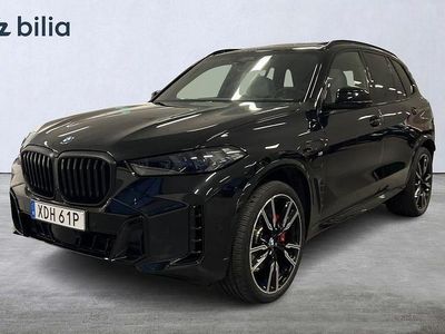 Black sapphire metallic Begagnad 2025 BMW X5 M Sport SUV | 989 900 kr