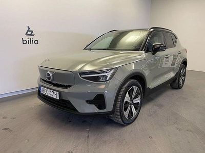 Begagnad Volvo XC40 Core 185 kW (252 HK) 2023 Grön SUV