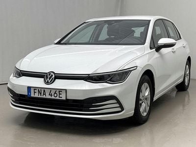 Vit Begagnad 2023 VW Golf VIII | 189 000 kr (Bra pris)