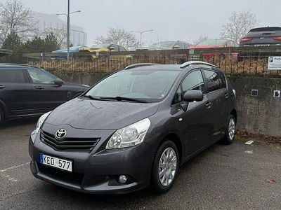 Begagnad Toyota Verso 147 HK (108 kW) 2009 Minibuss
