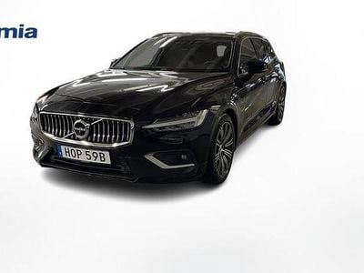 Svart Begagnad 2021 Volvo V60 Inscription Kombi | 355 000 kr (Bra pris)