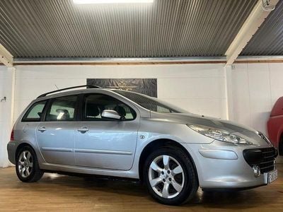 Ljusgrå Begagnad 2007 Peugeot 307 Kombi | 24 900 kr (Marknadspris)