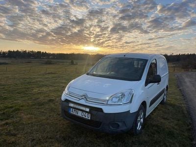 Begagnad Citroën Berlingo 90 HK (66 kW) 2013 Minibuss