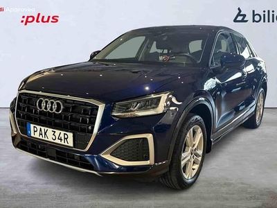 Blå Begagnad 2024 Audi Q2 SUV | 279 000 kr (Marknadspris)