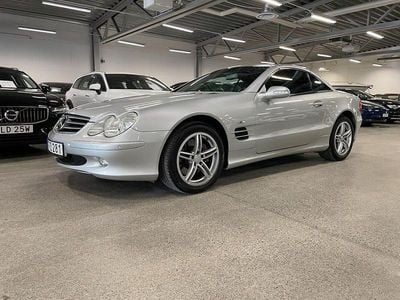 Ljusgrå Begagnad 2002 Mercedes SL500 Cab | 189 900 kr