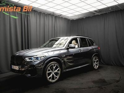 Grå Begagnad 2022 BMW X5 M Sport SUV | 514 700 kr