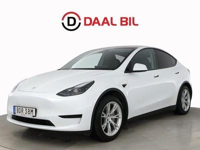 Begagnad Tesla Model Y Standard Range 219 kW (299 HK) 2022 Vit SUV