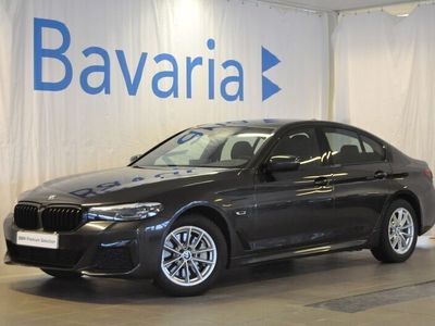 begagnad BMW 530 e Sedan. LCI (292hk)