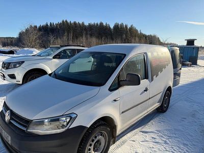 Begagnad VW Caddy 75 HK (55 kW) 2020 Minibuss