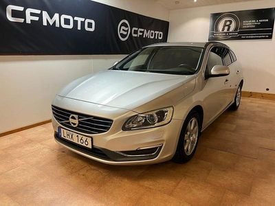 Silver Begagnad 2014 Volvo V60 Momentum Kombi | 119 900 kr (Marknadspris)