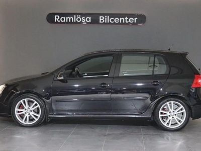 Svart Begagnad 2006 VW Golf V GTI Halvkombi | 68 900 kr (Marknadspris)