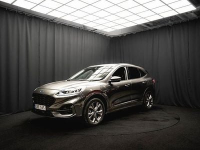 Grå Begagnad 2021 Ford Kuga ST-Line SUV | 198 900 kr (Marknadspris)