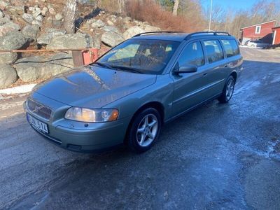 begagnad Volvo V70 2.4 Business 140hk