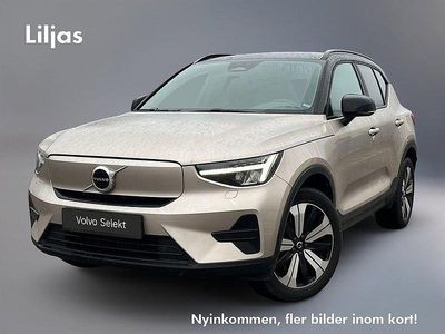 Ljusgrå Begagnad 2022 Volvo XC40 Core SUV | 329 000 kr