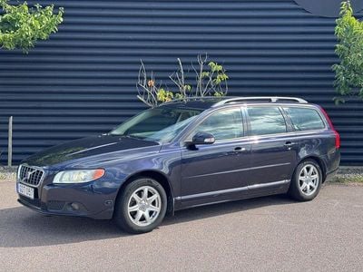 Mörkblå Begagnad 2009 Volvo V70 Momentum Kombi | 59 900 kr (Bra pris)