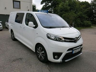 Begagnad Toyota Proace 177 HK (130 kW) 2018 Vit Minibuss