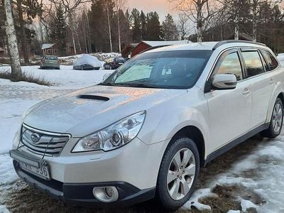 Begagnad 2010 Subaru Outback Kombi | 15 000 kr