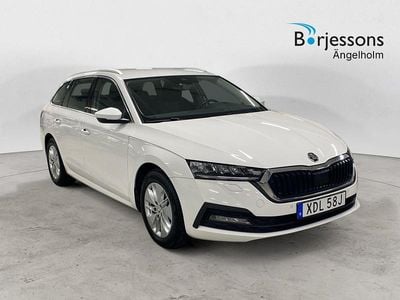 Vit Begagnad 2022 Skoda Octavia Kombi | 329 000 kr (Dyr)