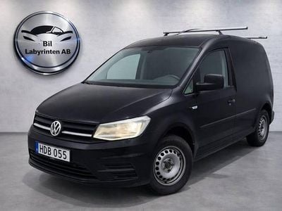 Svart Begagnad 2016 VW Caddy Minibuss | 59 900 kr (Superpris)