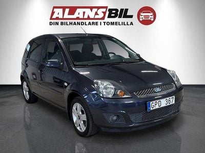 Begagnad Ford Fiesta 80 HK (58 kW) 2007 Grå Halvkombi