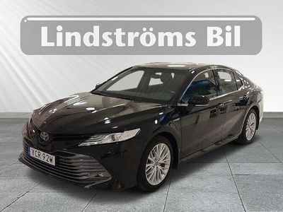 begagnad Toyota Camry Hybrid 2,5 Executive, V-Hjul, Navigation, en ägare 2020, Sedan