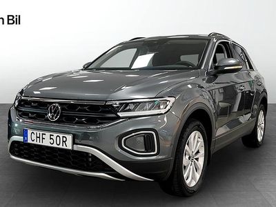 Grå Begagnad 2024 VW T-Roc Life SUV | 288 900 kr (Marknadspris)