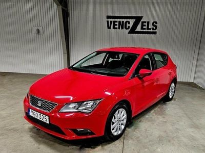 Begagnad Seat Leon Style 111 HK (81 kW) 2016 Röd Halvkombi