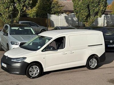 Vit Begagnad 2022 VW Caddy Maxi Minibuss | 289 875 kr (Dyr)