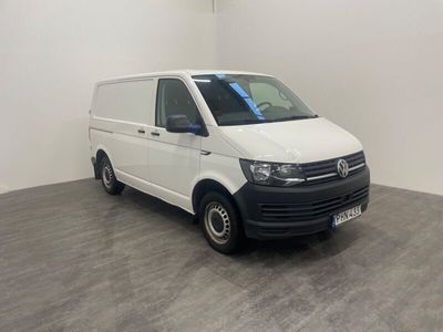 begagnad VW Transporter T30 2.0TDI Inredd, D-värm, Drag 2018, Transportbil