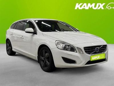 Vit Begagnad 2012 Volvo V60 Kombi | 84 900 kr (Marknadspris)