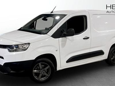 Vit Begagnad 2022 Toyota Proace City City Minibuss | 169 900 kr (Superpris)