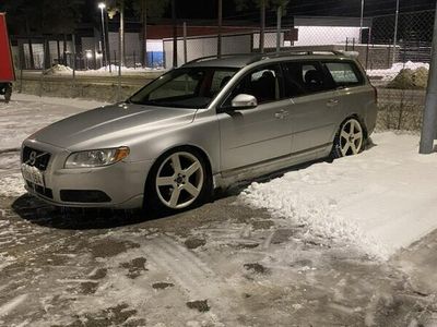 begagnad Volvo V70 V702.4D Geartronic Momentum Euro 4