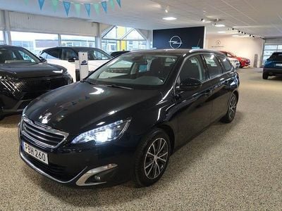 Svart Begagnad 2016 Peugeot 308 Kombi | 128 800 kr (Marknadspris)