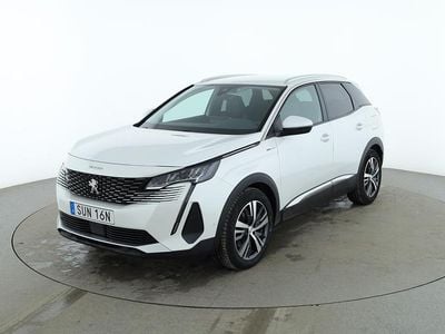 Begagnad Peugeot 3008 Allure 303 HK (222 kW) 2021 Vit SUV