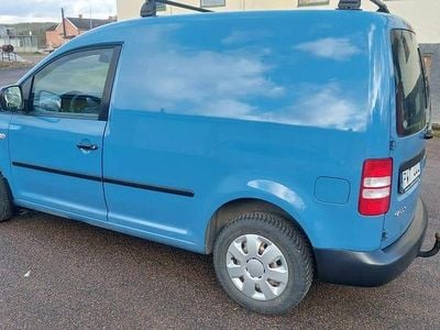 Begagnad VW Caddy 75 HK (55 kW) 2011 Minibuss