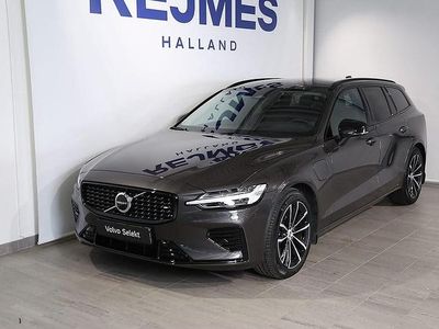 Grå Begagnad 2025 Volvo V60 Plus Kombi | 499 500 kr (Dyr)