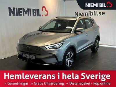 Begagnad MG ZS Luxury 114 kW (156 HK) 2023 Grå Sedan