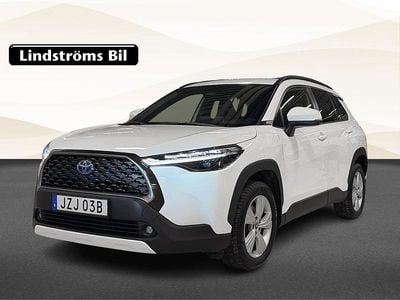 Begagnad Toyota Corolla Cross 152 HK (111 kW) 2023 Vit SUV