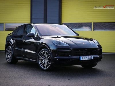 Svart Begagnad 2023 Porsche Cayenne Platinum Edition SUV | 839 900 kr