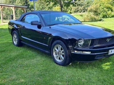 begagnad Ford Mustang V6 Convertible