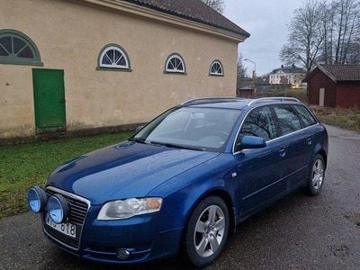 Blå Begagnad 2006 Audi A4 Comfort Kombi | 45 000 kr