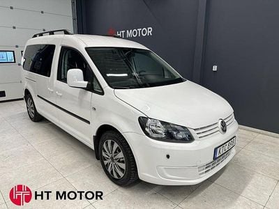 Vit Begagnad 2015 VW Caddy Maxi Life Life Minibuss | 149 800 kr (Superpris)