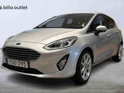 Grå Begagnad 2018 Ford Fiesta Halvkombi | 109 900 kr