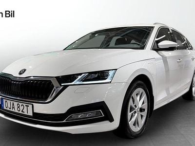 Begagnad Skoda Octavia 2024 Vit Kombi